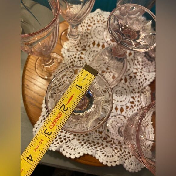 Nordica sweet swirl pink glasses goblet 8 ounces water glass…8 glasses - Picture 14 of 16